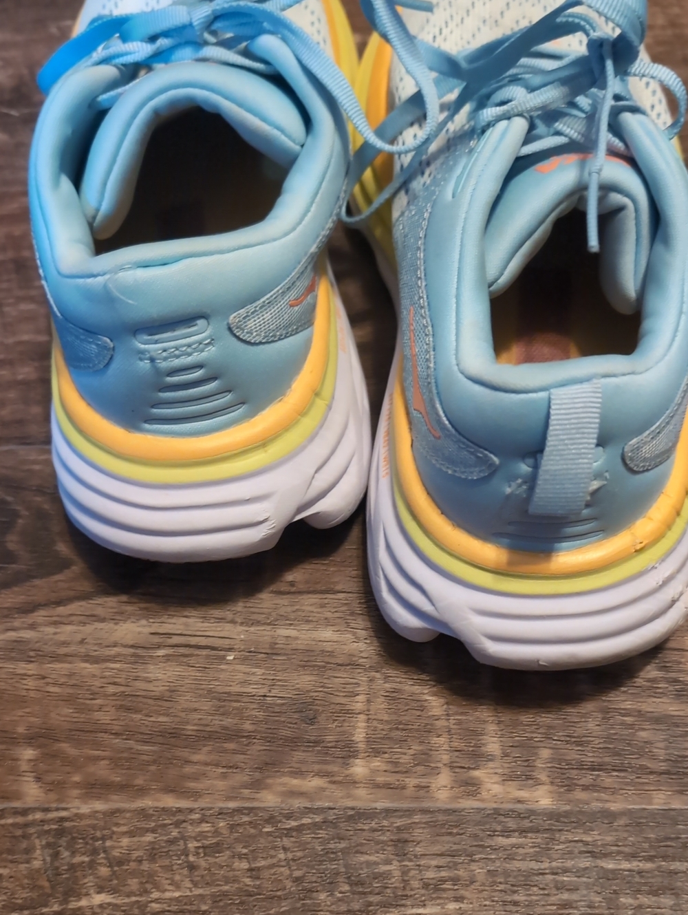 HOKA Bondi 8 Sz 7.5 B Women's Light Blue and Yellow Running Shoes - Picture 4 of 6